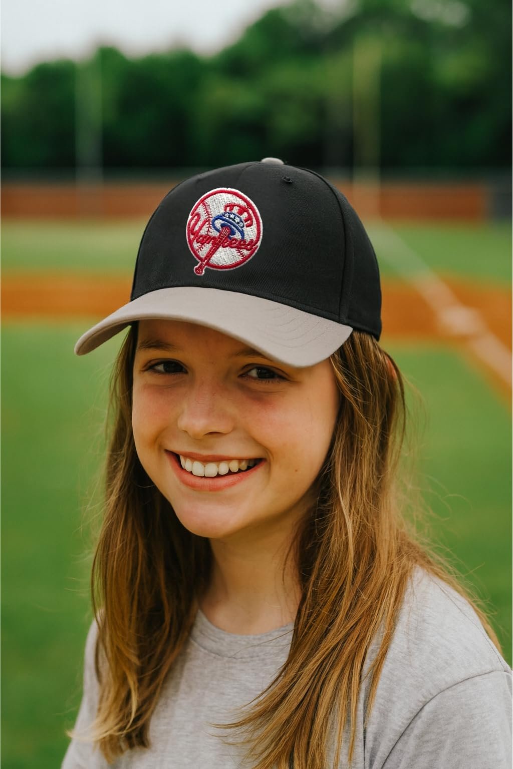 Officially Licensed New York Yankees Youth Boys Girls Kids Baseball Hat Classic Edition Adjustable NY Embroidered Team Logo Two-Tone Sports Ball Cap