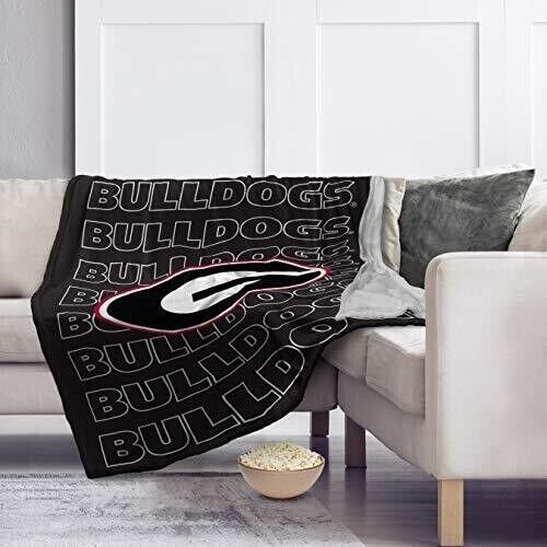 GEORGIA BULLDOGS PLUSH BLANKET 60" X 70" UGA PEGASUS SPORTS NCAA FOOTBALL NEW